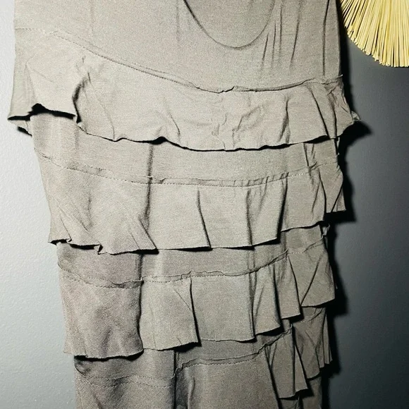 MIDI GREY RUFFLE DRESS - Picture 2 of 6